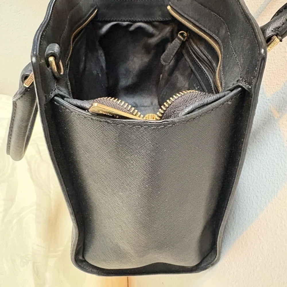 Michael Kors Black Selma Saffiano Leather Satchel